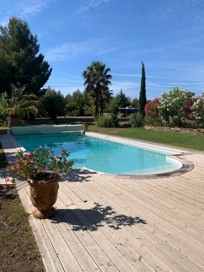 Chambre privée avec accès piscine Laouque Extérieur photo